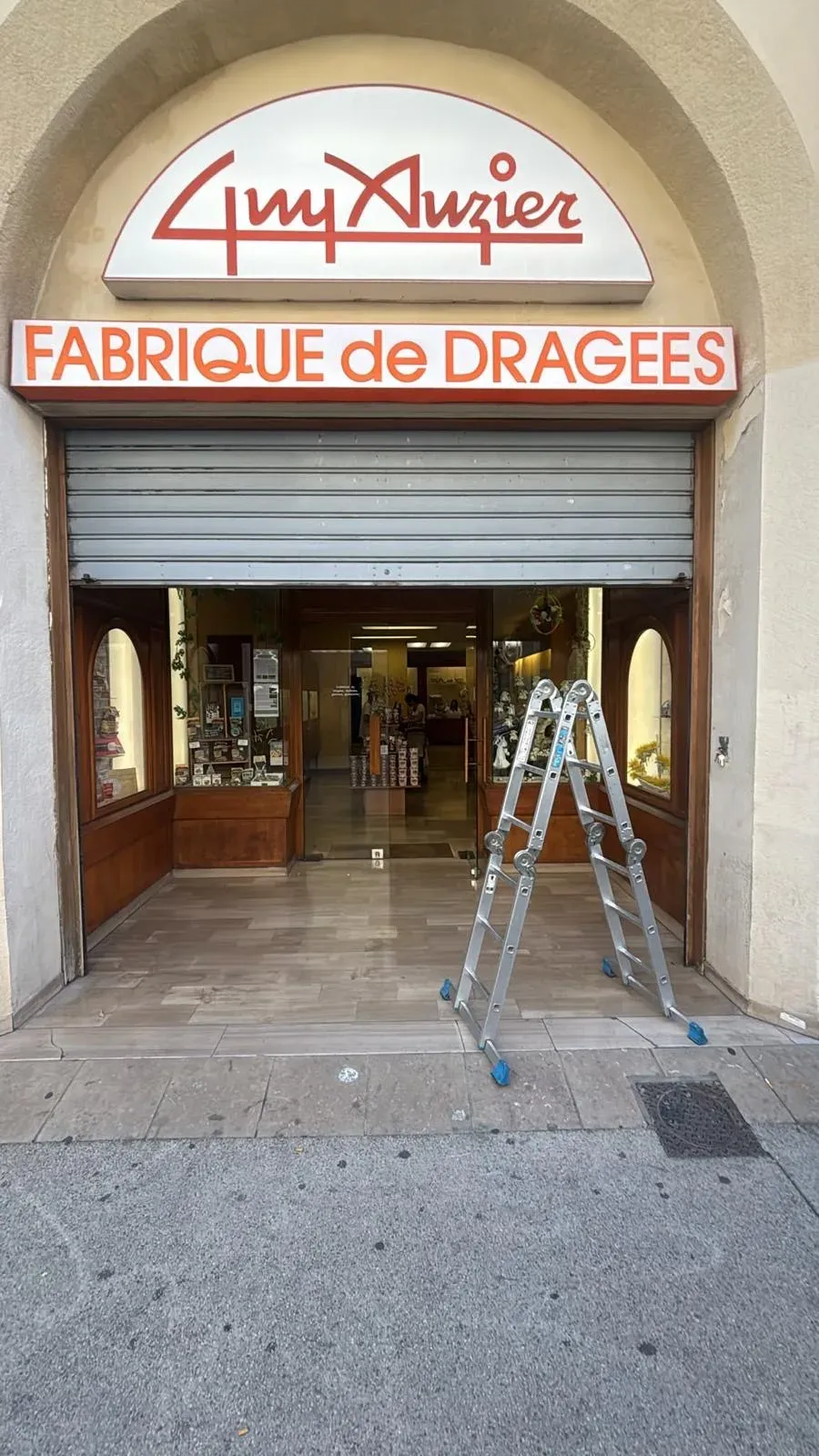 Installation et pose de rideau métallique à Champigny-sur-Marne